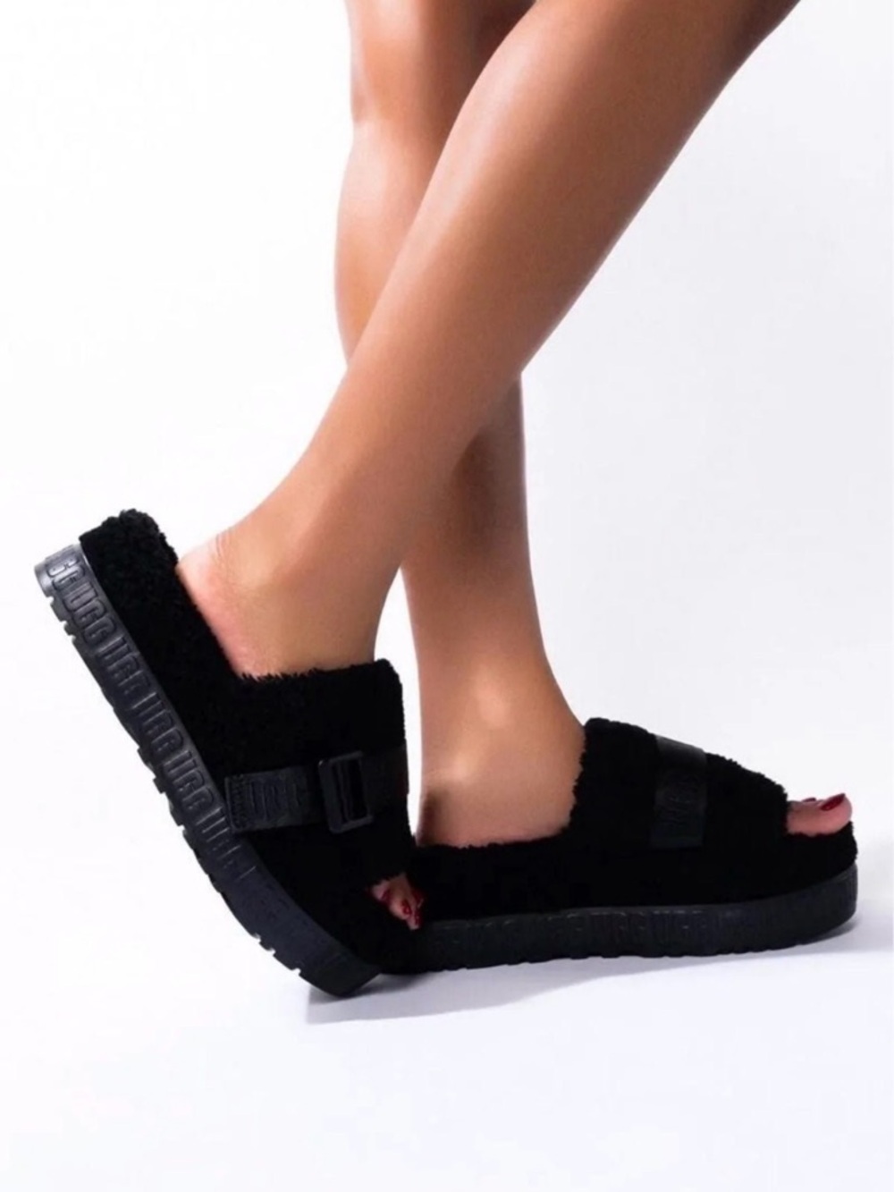 UGG Women’s Size 10 Black Fuzzette Slide Clogs Slippers